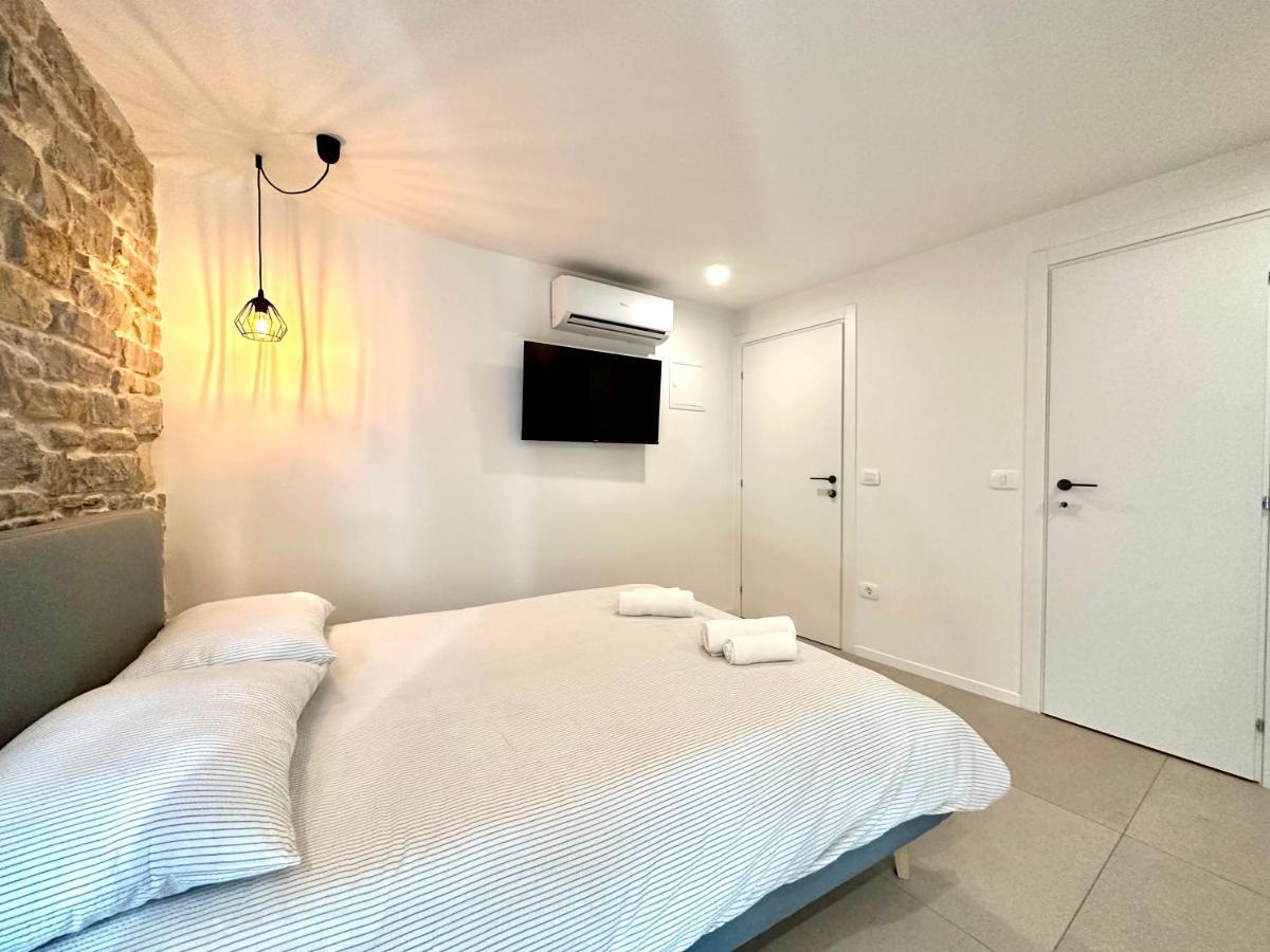 Damir Skomina Apartments Копер Екстериор снимка