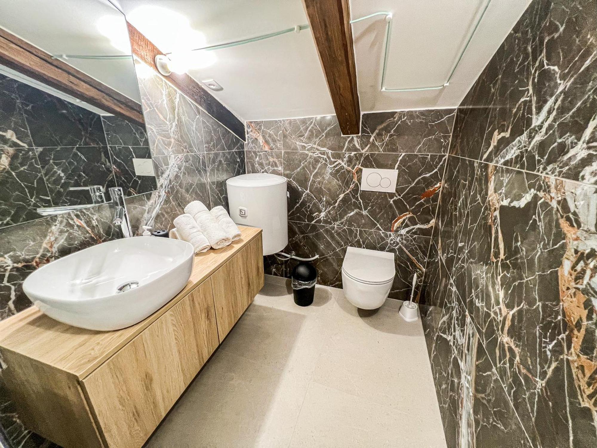 Damir Skomina Apartments Копер Екстериор снимка